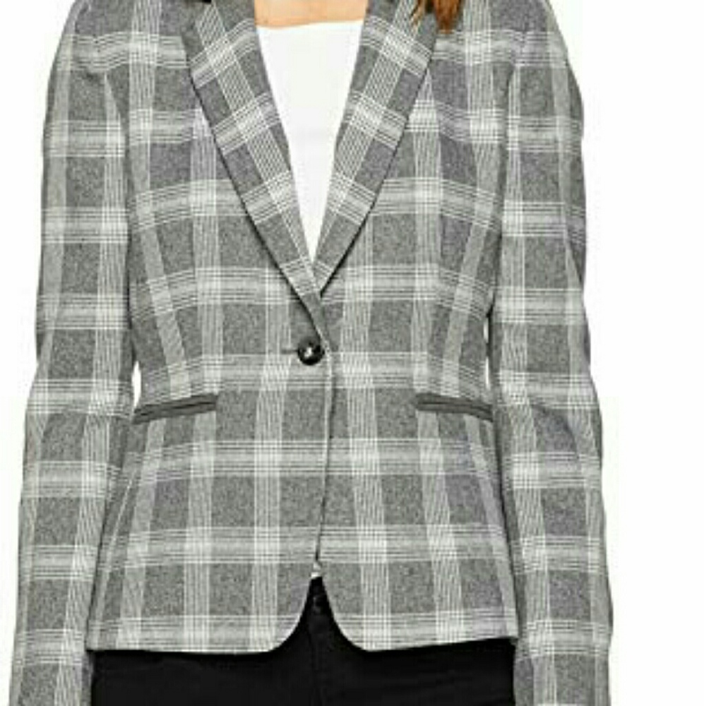 ISO: Gray/Ivory Plaid Tahari blazer, size 14 or 16